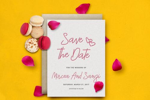Macarons Script Font
