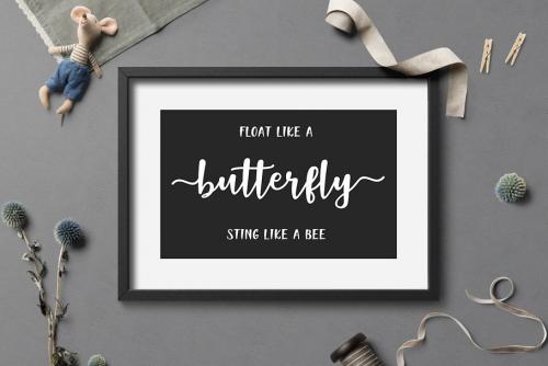 Naishila Dancing Script Font