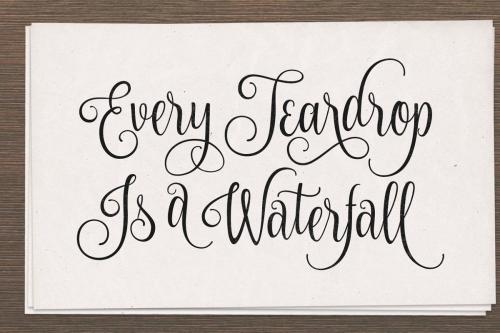Nouradilla Font Family