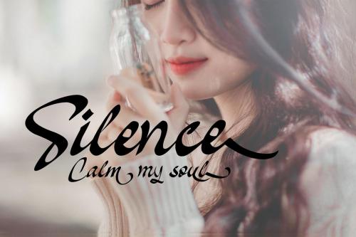 Oakland Script Font