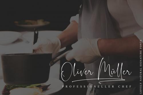 Romantically Script Font