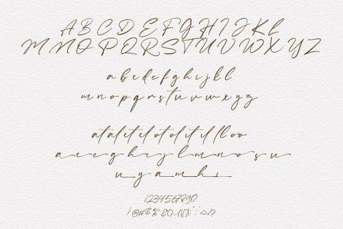 Romate Hood Calligraphy Font