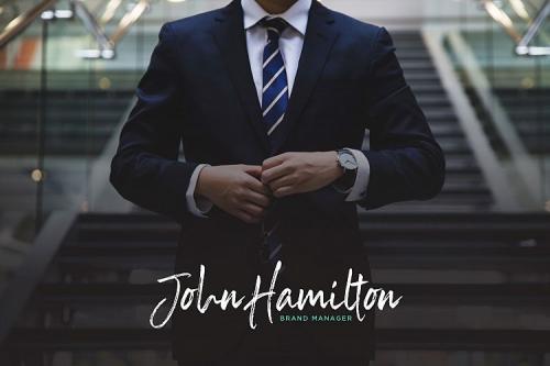 Sail Royals Brush Font