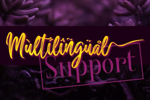 Sailing Heart Brush Font