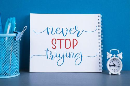 September Handwritten Font