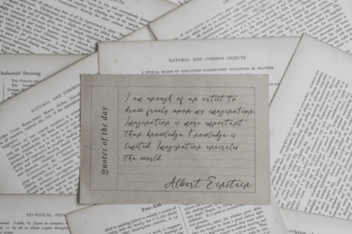 Sinatra Handwritten Font