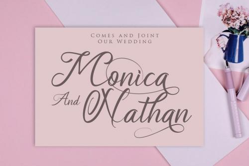 Soulmate Calligraphy Font