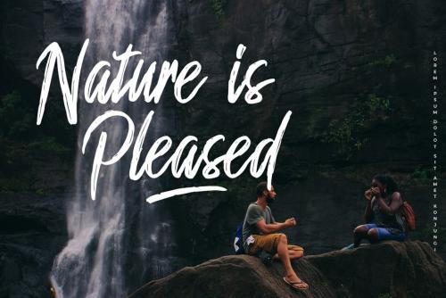 Sunder Outh Brush Font