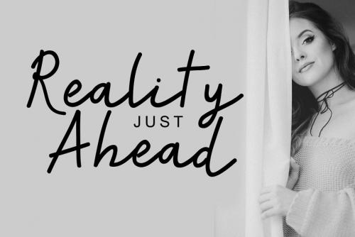 Thirsty Handwritten Font