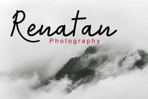 Thirsty Handwritten Font