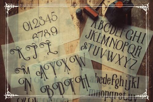 Victorian Parlor Font