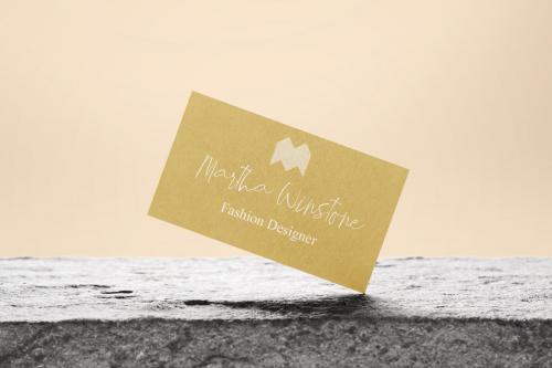 Winter Paradise Handwritten Font