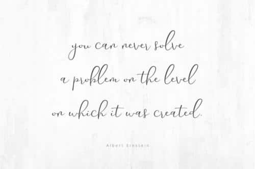 Yolan Unique Script Font