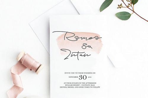 Yolanda Script Font